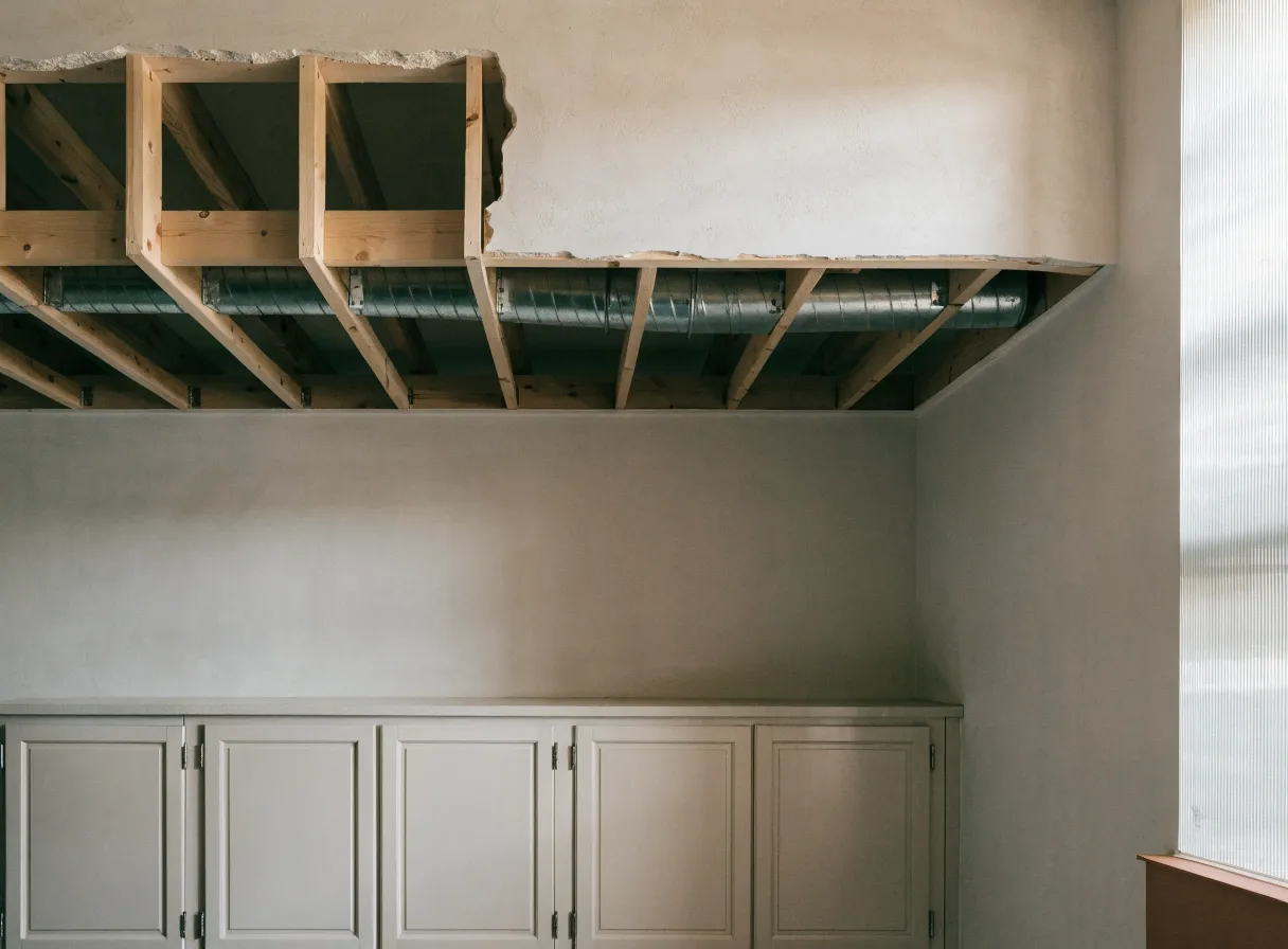 A 1987 Davie, FL kitchen with the soffit opened above the wall cabinets